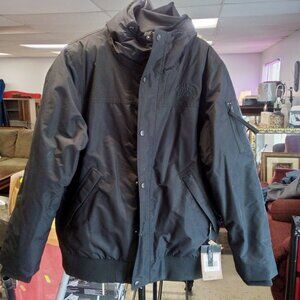 THE NORTH FACE Men's Newington Down Jacket